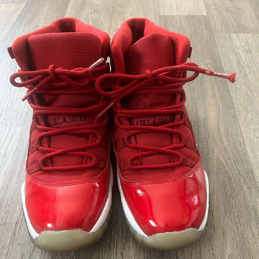 Jordan air Retro High Win Like ‘96 2017 red sneakers